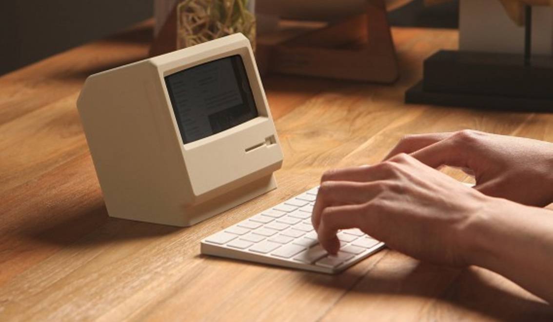 让 iPhone 秒变初代 Mac,这个情怀你打几分?