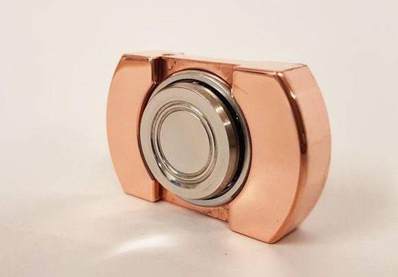 莫名其妙火遍全球,这是个有毒的陀螺!