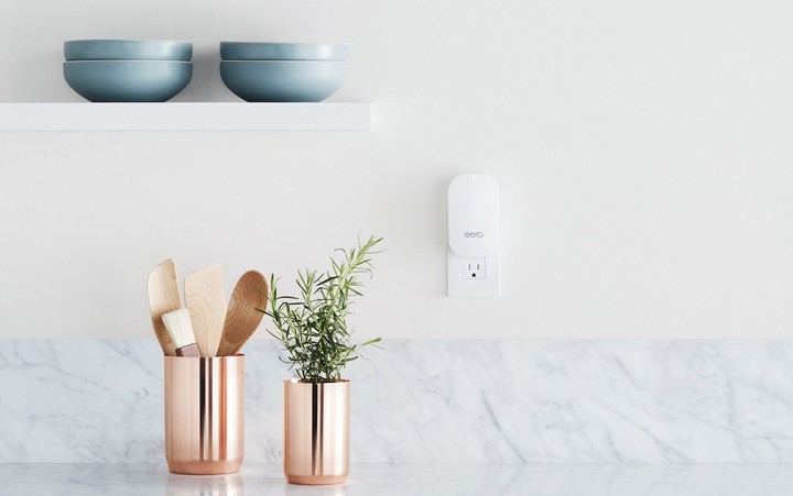 Eero beacon