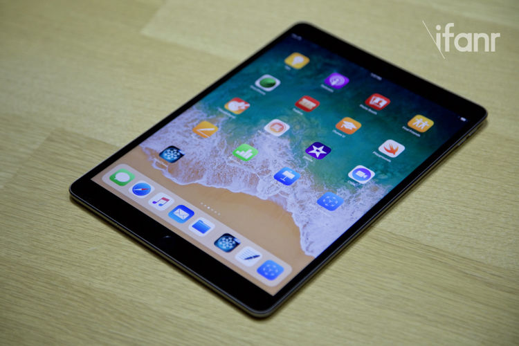 iPad Pro 10.5 英寸现场上手：这已经不是平板了| 爱范儿