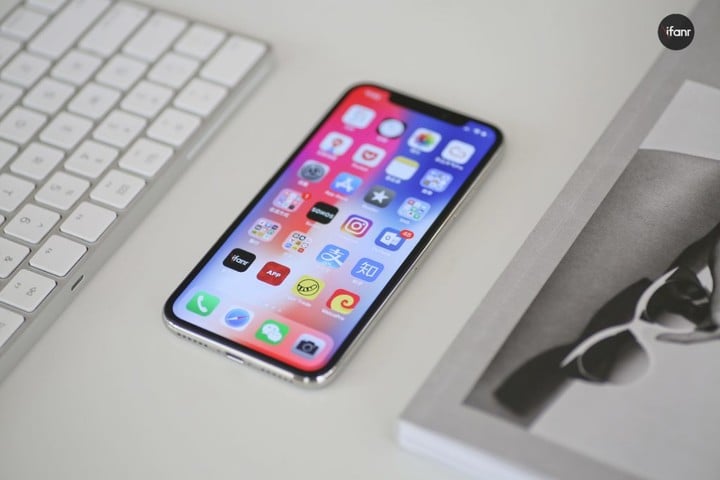 iPhoneX_ifanr9A7429-1-1024x683.jpg!720