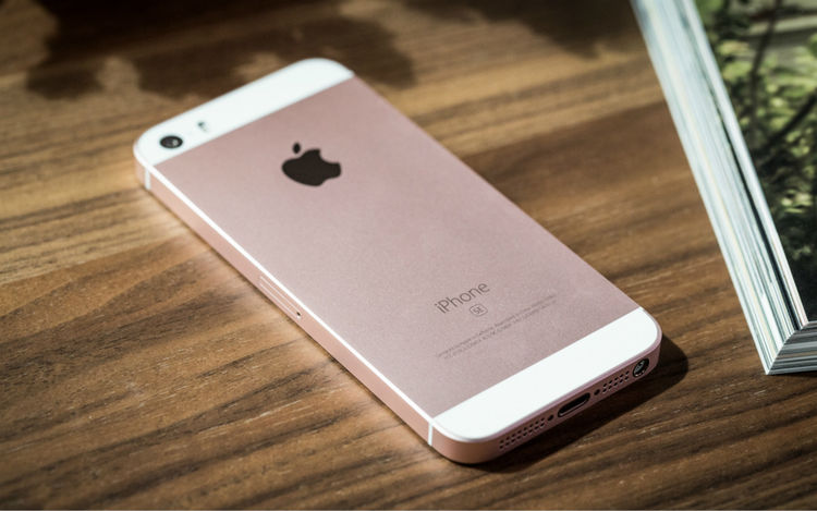 iPhone SE 2 配置曝光：4 英寸屏+A 10 处理器，或下个月发布| 爱范儿