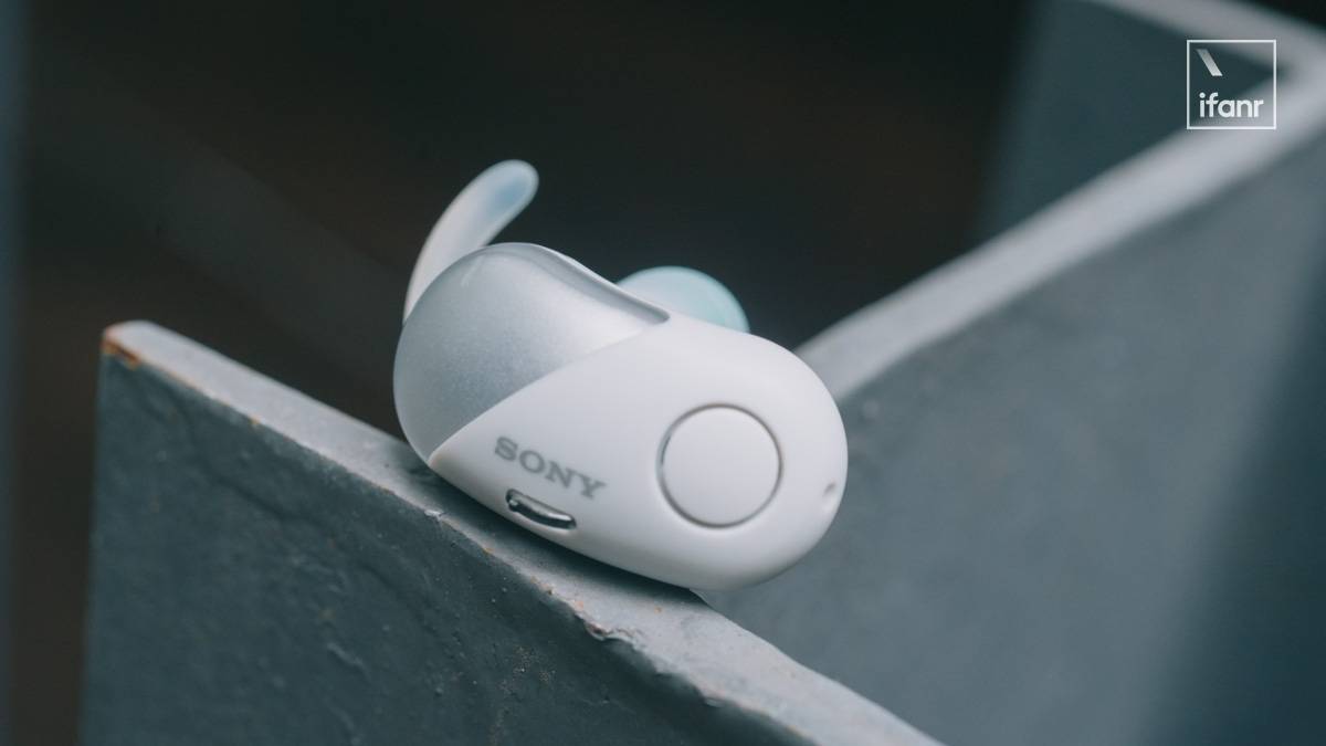 索尼耳机 WF-SP700N 体验,它终于能让我安安