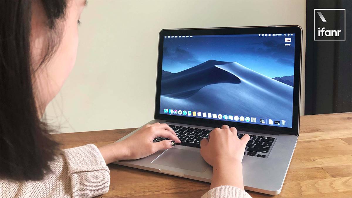 titu0606 - Il MacBook Pro originale con Touch Bar è stato spietatamente eliminato da Apple