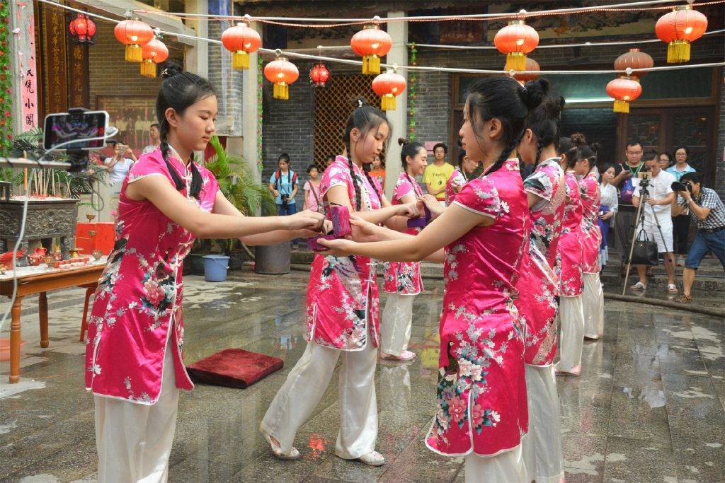 凭什么 七夕节连优惠都只有双份的 爱范儿