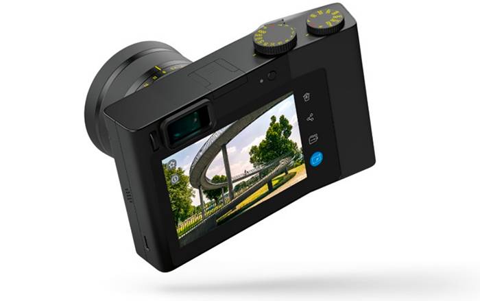 内置512GB 储存和Lightroom 支持，蔡司正式发布全画幅卡片机ZX1