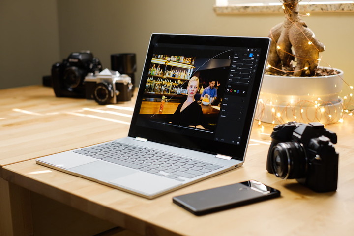 google-pixelbook-for-photography.jpg!720