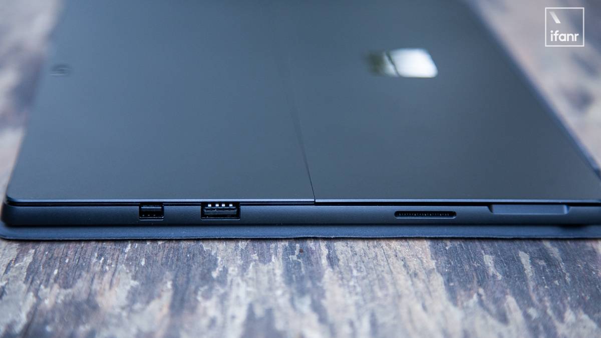 Surface Pro 6 & Laptop 2 图赏：黑暗骑士的崛起| 爱范儿