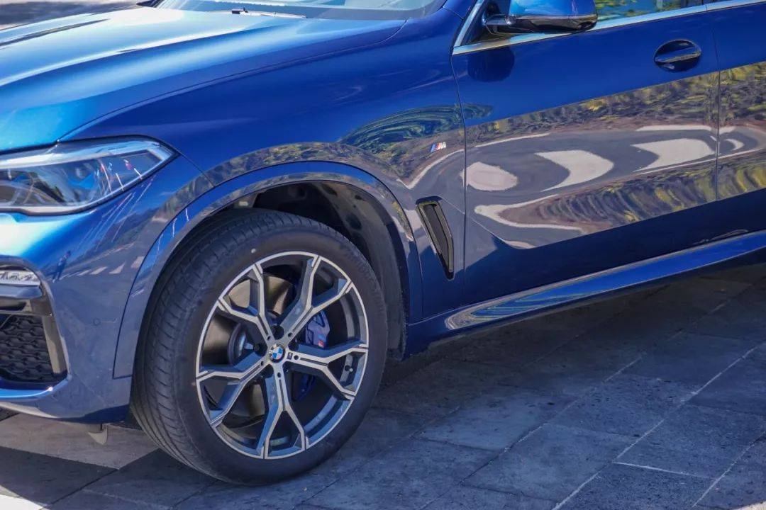全新宝马 X5 上市,豪华、科技、硬实力一个都不少 | 现场 全新宝马 X5 上市,豪华、科技、硬实力一个都不少 | 现场