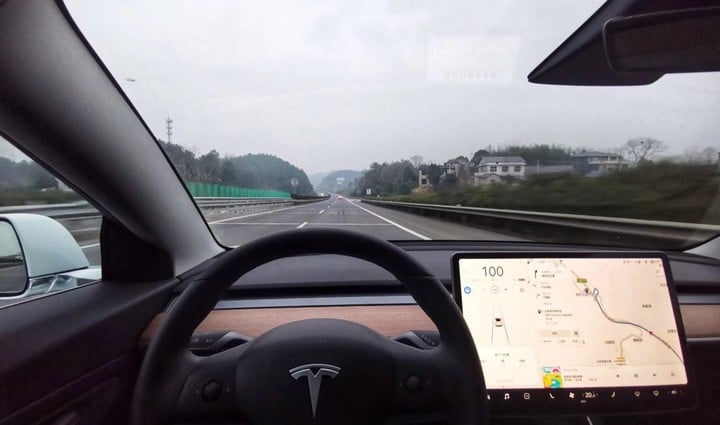 值不值得買？中國網友 TESLA Model 3 十一天試駕心得 - 電腦王阿達