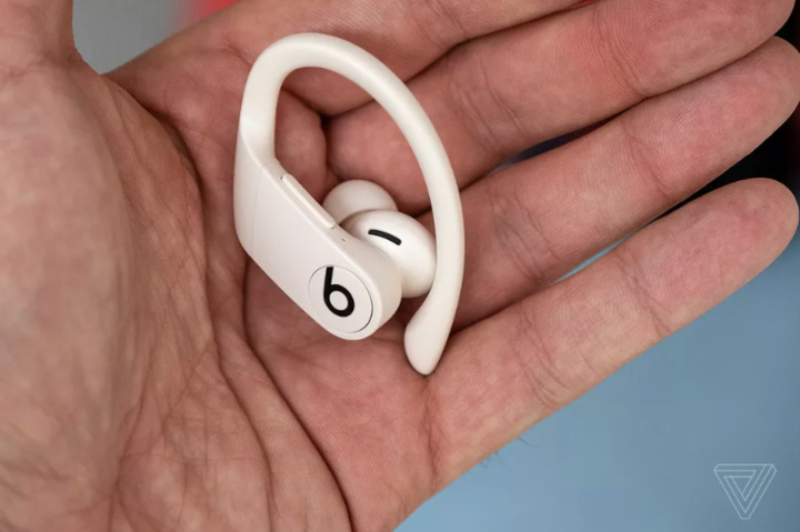 Beats Powerbeats Pro 对比AirPods：都是苹果H1 芯片的耳机你选谁