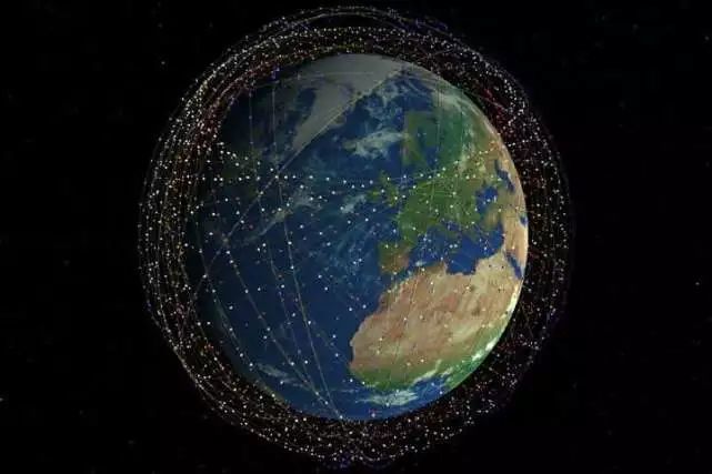 SpaceX首批60颗“星链”卫星升空！开启太空互联网新篇章