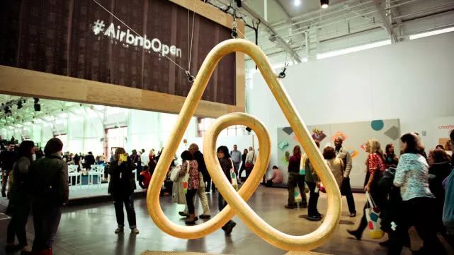 Airbnb征服世界：创立11年估值310亿美元｜硅谷封面