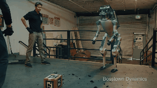 “波士顿动力机器人 Atlas” 暴力反击人类真相