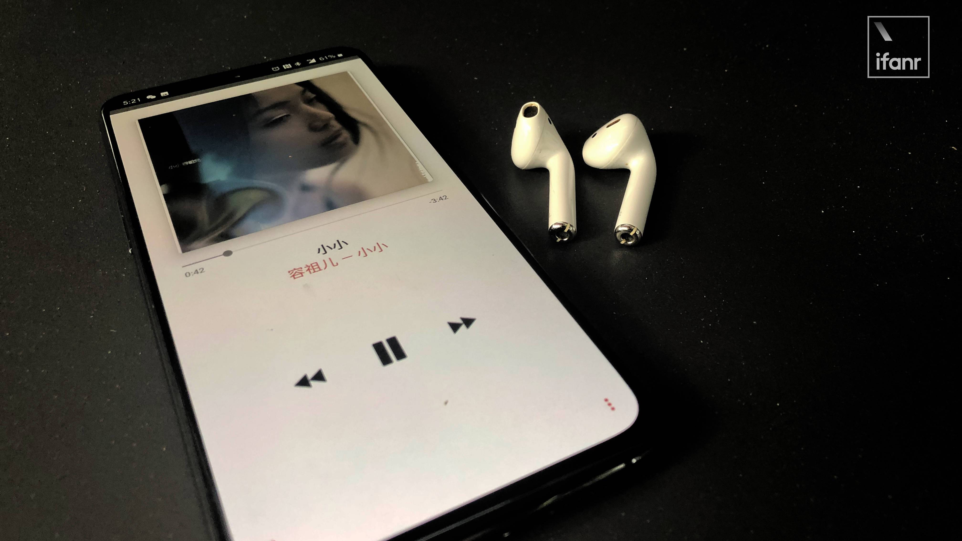 30 天实测 Airpods 搭配android 手机到底好不好用 爱范儿