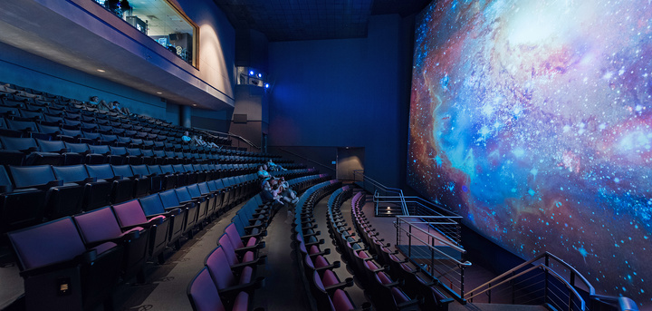 IMAX 在大陆地区已收入 21 亿票房，同比增加 28%