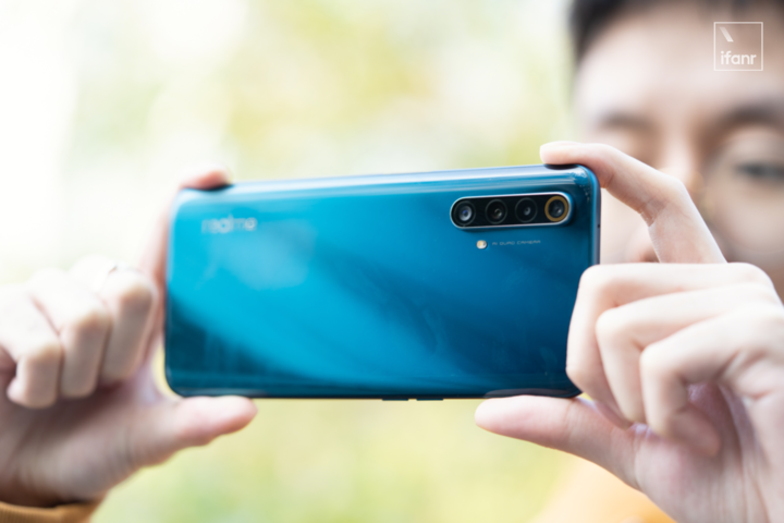 realme X50 5G 评测：年轻人的第一台 5G+120Hz 手机