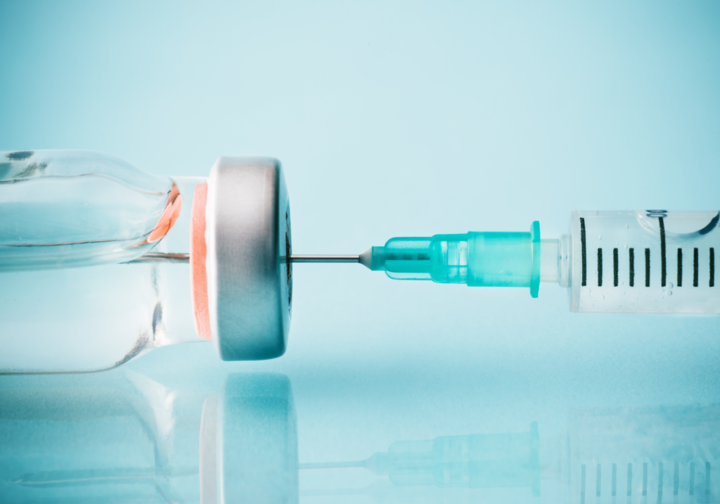 新冠疫苗全球竞赛，谁是终结疾病的屠龙刀？