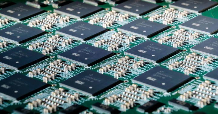 英特尔：今年会有新的 10nm 工艺芯片，7nm 预计 2021 年首发