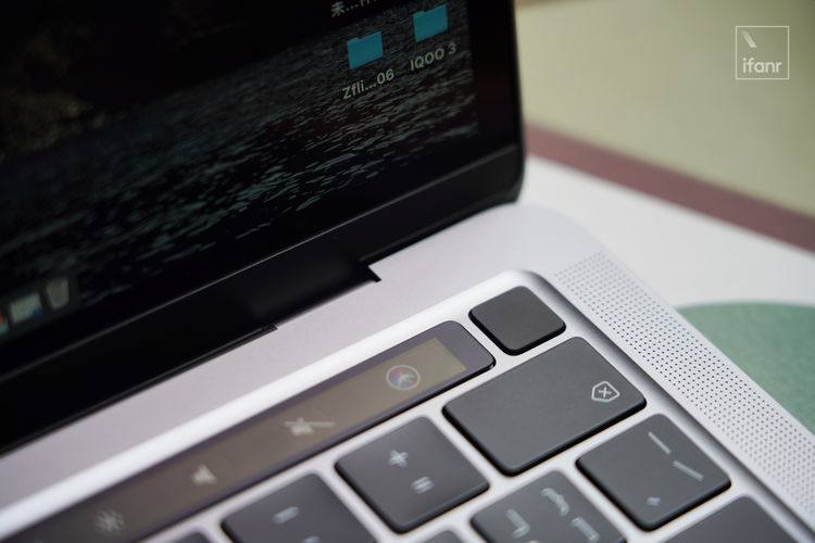 2020 款13 英寸MacBook Pro 评测:该买买买还是下次一定? | 爱范儿