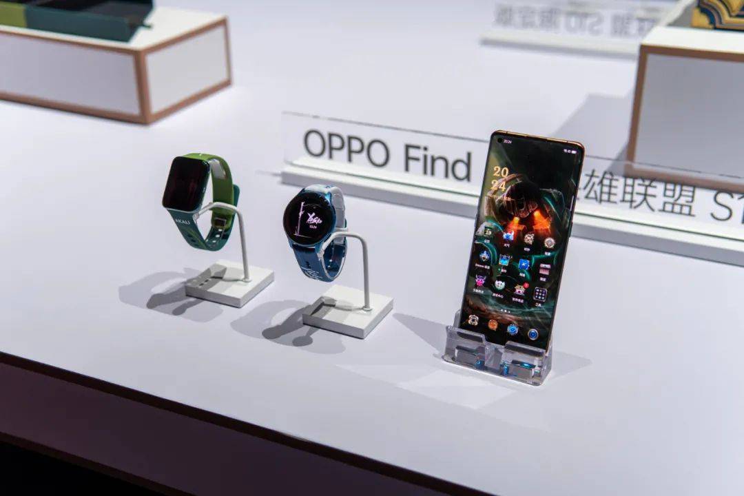 OPPO Find - OPPO ha rilasciato “Large Family Bucket”, auricolari, TV, orologi e telefoni cellulari sono tutti fiori all’occhiello