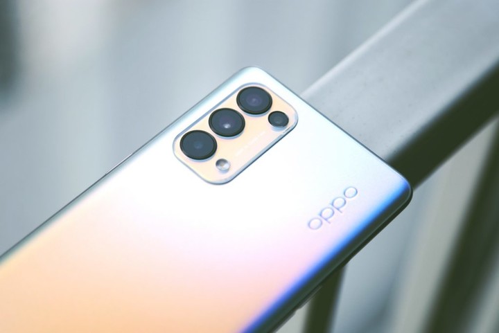 走过弯路又回归初心，如今 OPPO Reno5 系列的目标更加明确了