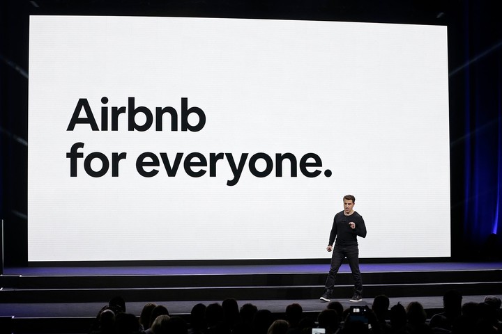 Airbnb-IPO.jpg!720