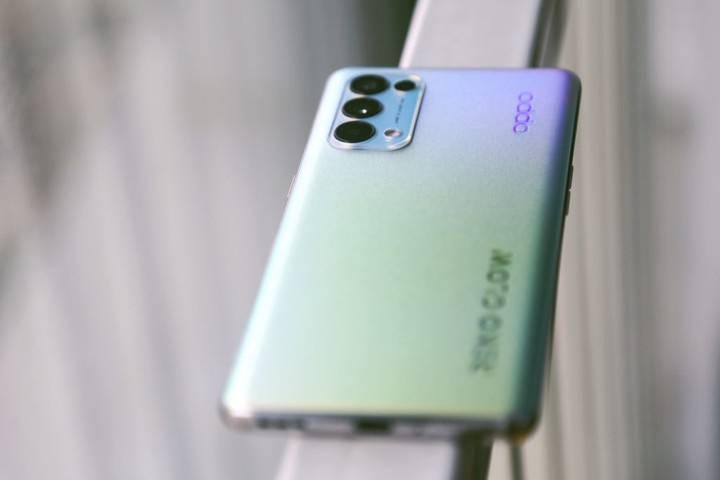 走过弯路又回归初心，如今 OPPO Reno5 系列的目标更加明确了