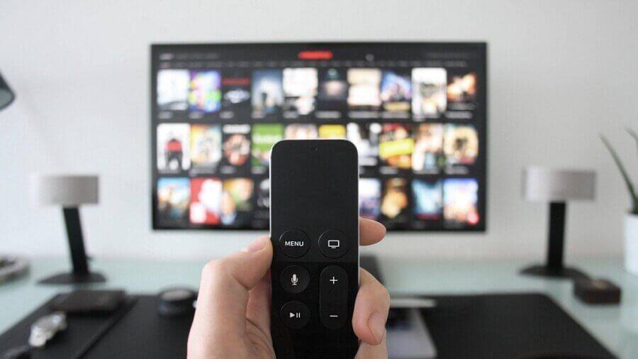 Netflix streaming remote and TV Biohackers review - Il telecomando della TV sta diventando sempre più difficile da usare? Questa non è la tua illusione