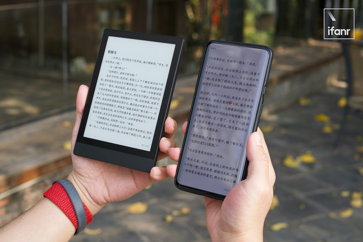 微信读书墨水屏阅读器体验：免费读书能挑战 Kindle 吗？