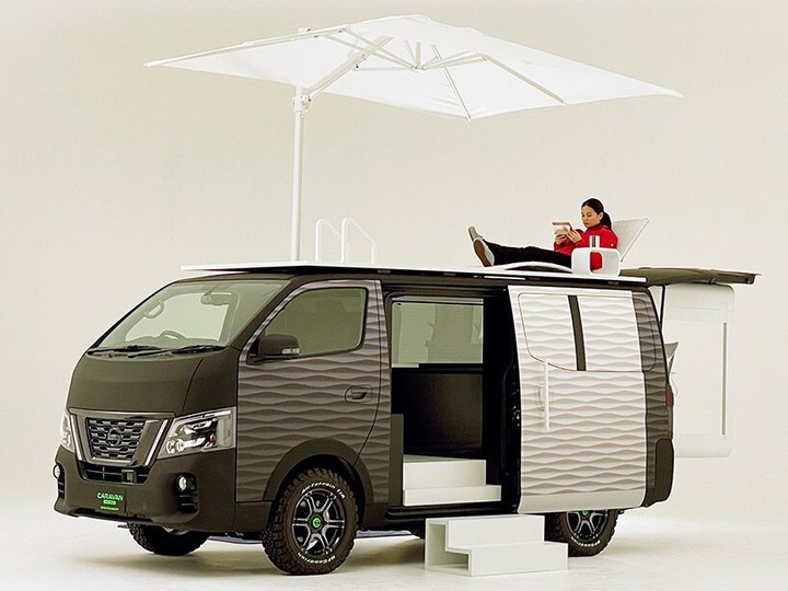 nissan-nv350-caravan-office-pod-concept-designboom-03.jpg!720
