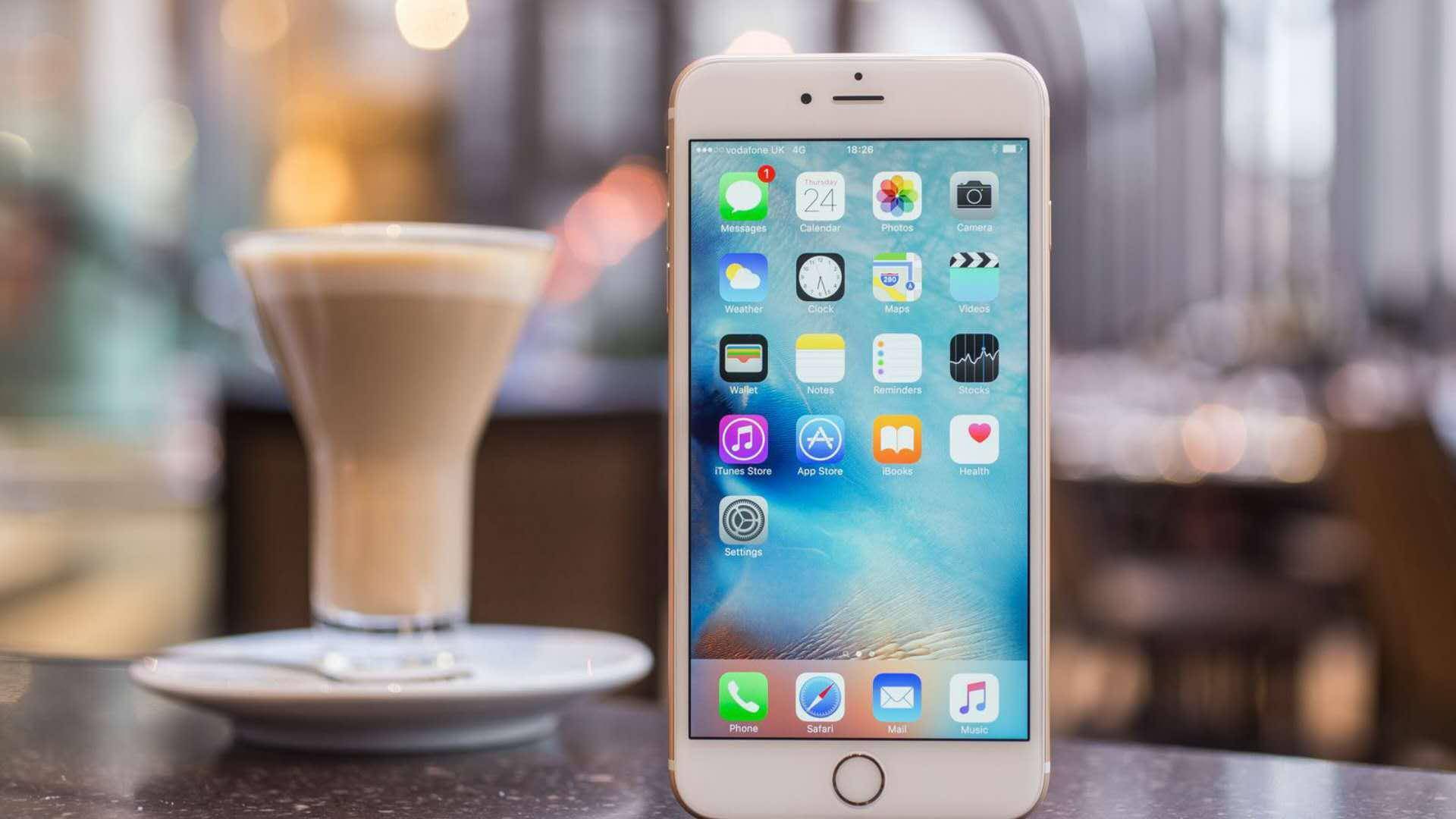 0809 - Apple è in cima alla lista delle vendite di telefoni cellulari a livello mondiale Esiste davvero un super ciclo per acquistare iPhone?