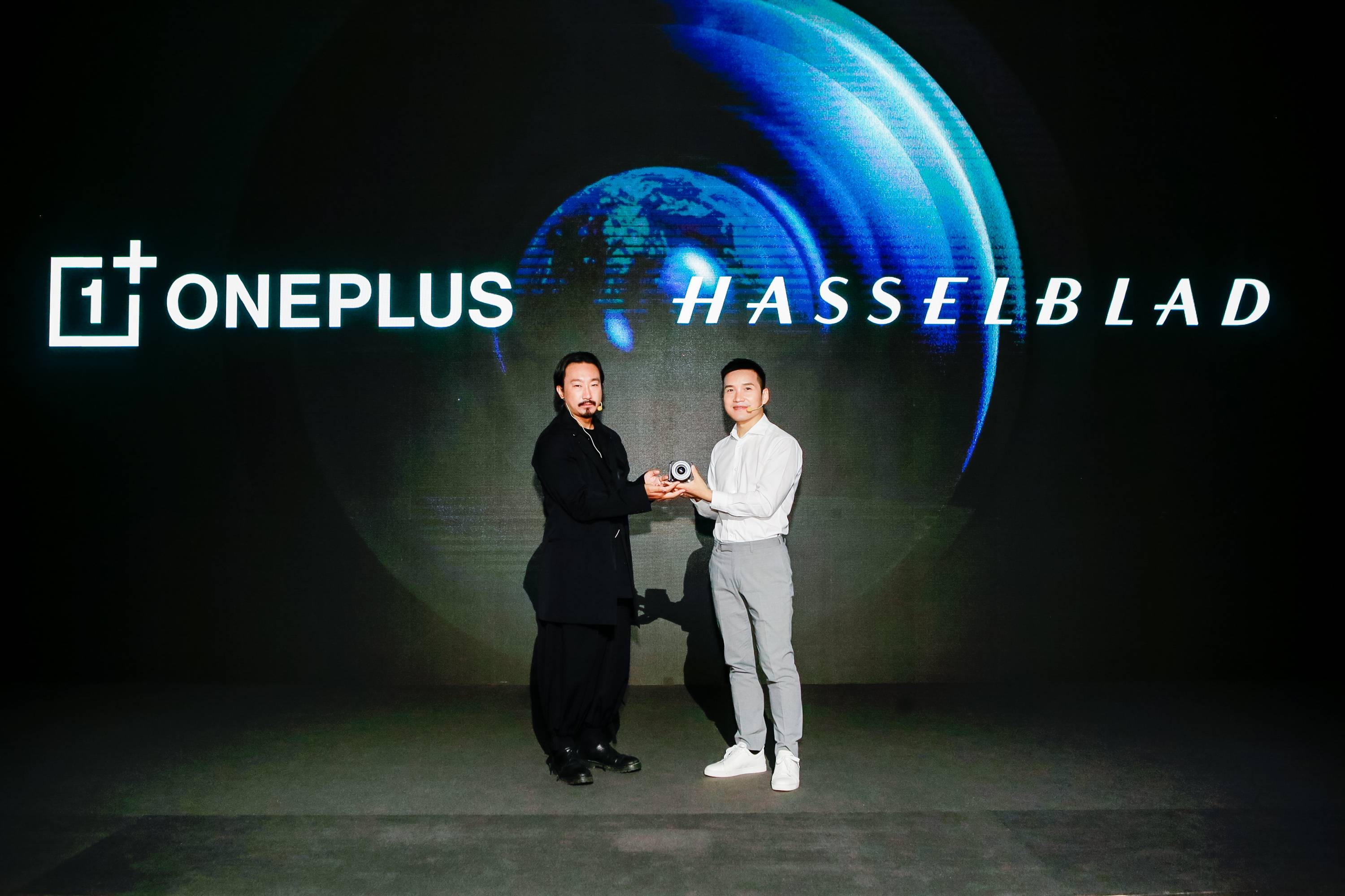 1111 - OnePlus e Hasselblad: ambizione e determinazione sulla traccia dell’immagine