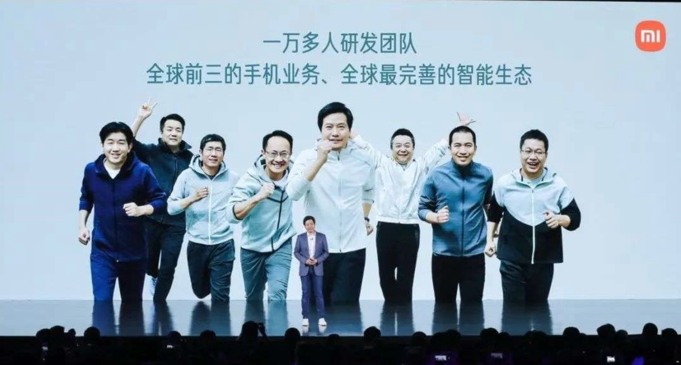 55 - Proprio ora, Lei Jun ha svelato il segreto delle auto Xiaomi: a partire da 100.000 yuan, rilasciate in 3 anni