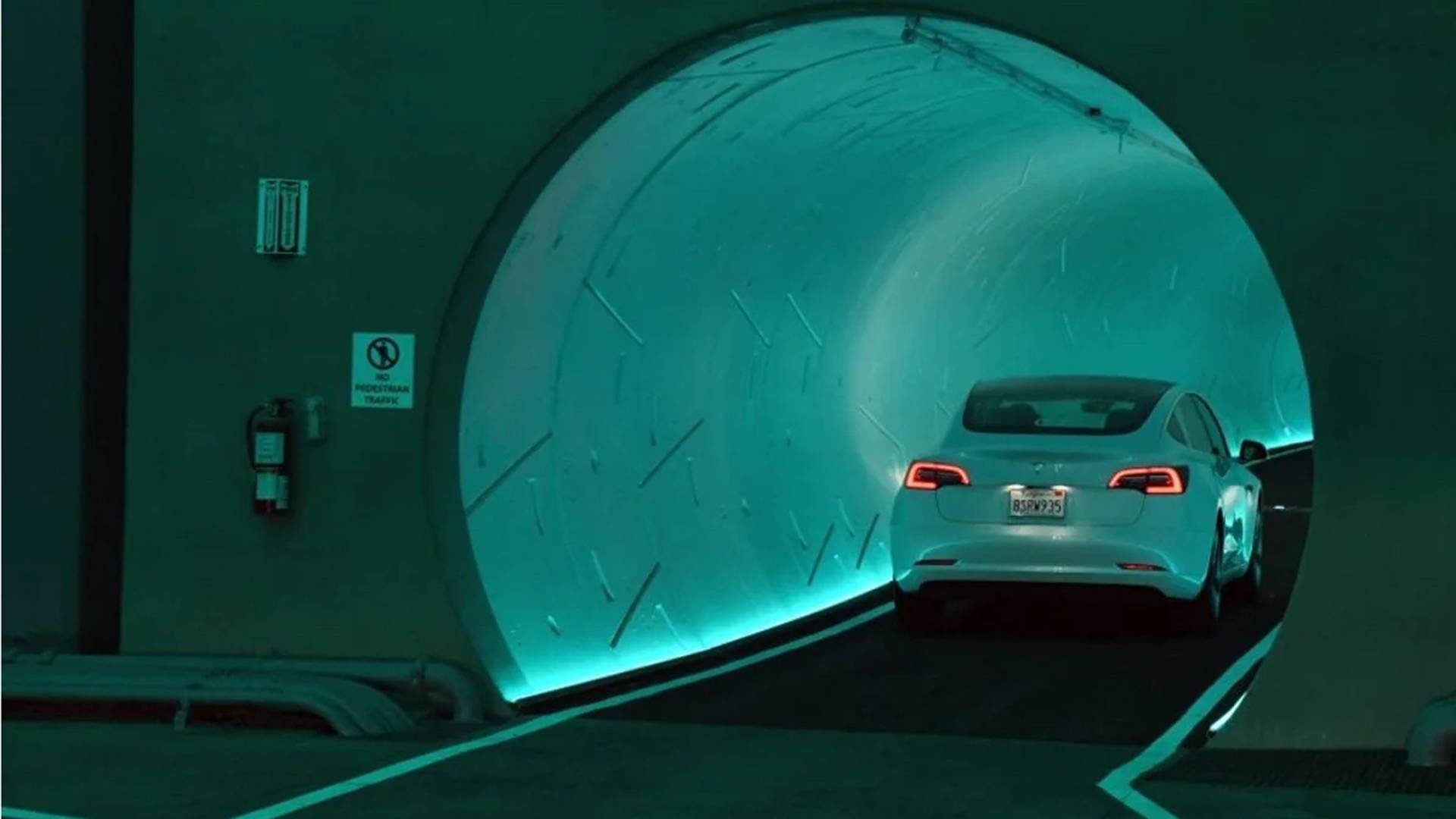 1618210965 untitled design 16 - Il tunnel sotterraneo di Musk è stato aperto al traffico, anche se non è stato all’altezza delle aspettative