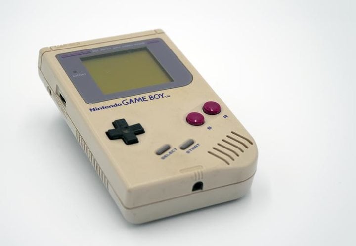 你抽屉里的 Game Boy 卡带，终于可以派上用场了