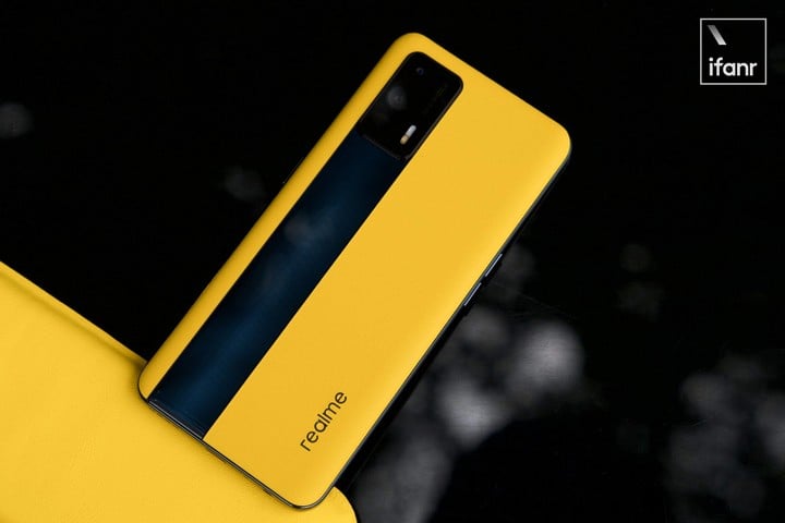 Realme-GT.jpg!720