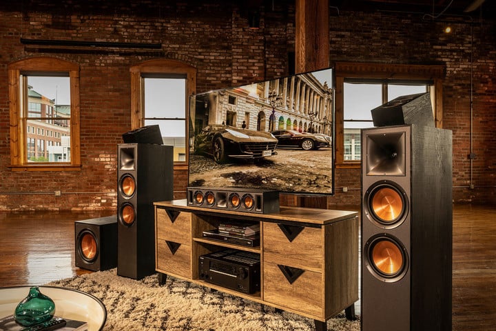 Klipsch_Reference_Speakers_Lifestyle_GNM_55_180809_135649.jpeg!720