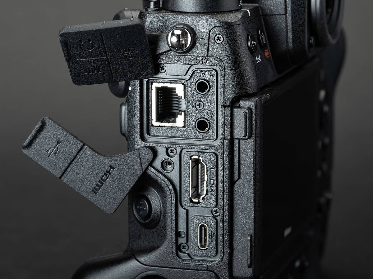 2973293303 - Nikon ha rilasciato la fotocamera mirrorless ammiraglia Z 9: un’ammiraglia pura, senza restringimenti se non per il prezzo