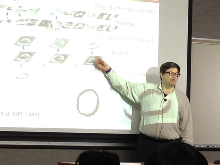 Yann_LeCun_at_the_University_of_Minnesota.jpeg!720