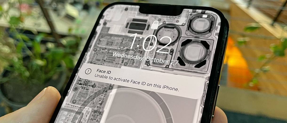 gsmarena 000 - La modifica dello schermo dell’iPhone 13 non disabiliterà più FaceID.Apple vuole lasciare andare le riparazioni di terze parti?