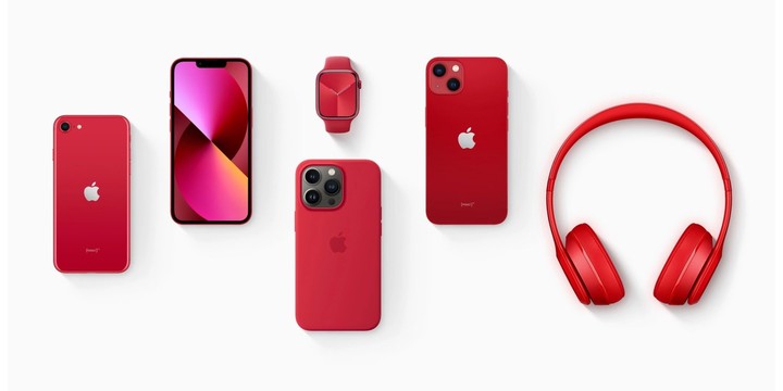 apple-iphone-product-red-9to5mac.jpeg!720