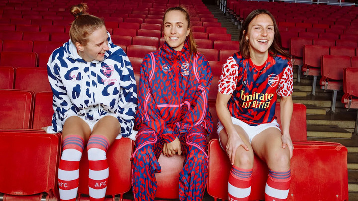 stella-mccartney-adidas-arsenal-football-kits-design-fashion_dezeen_2364_col_hero2-1704x959.jpg!720