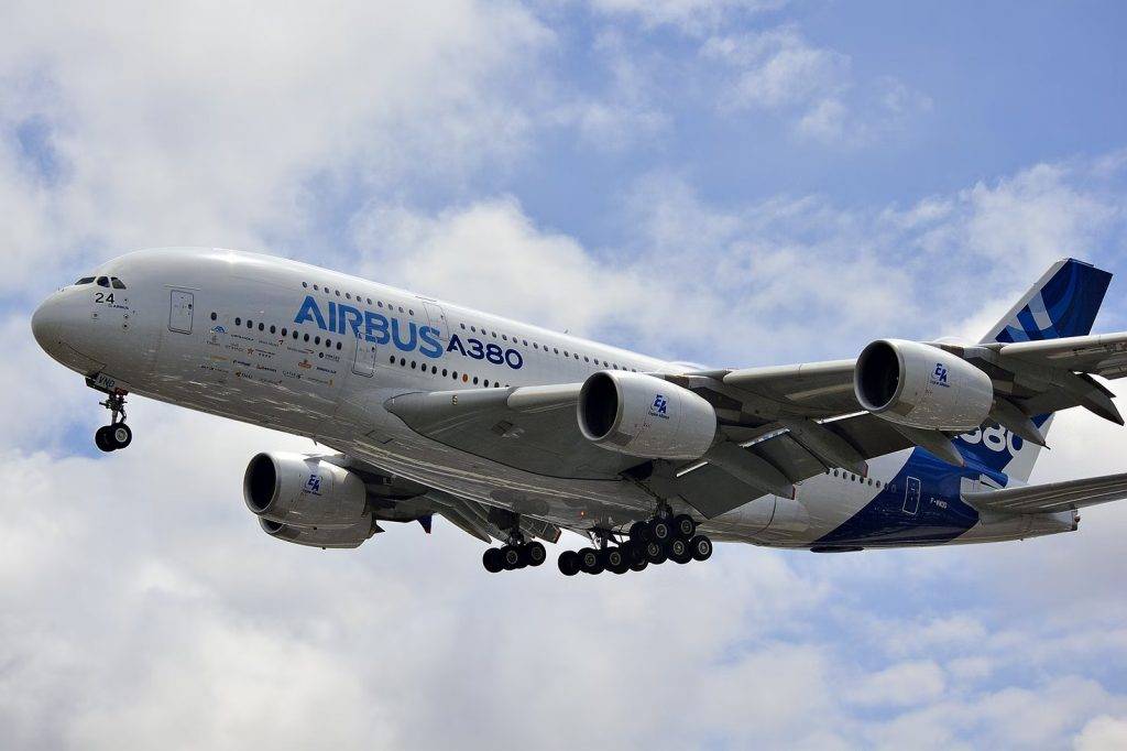 0401AIRBUSA380SAF 1 - Airbus A380, ha volato 3 ore con “olio usato”