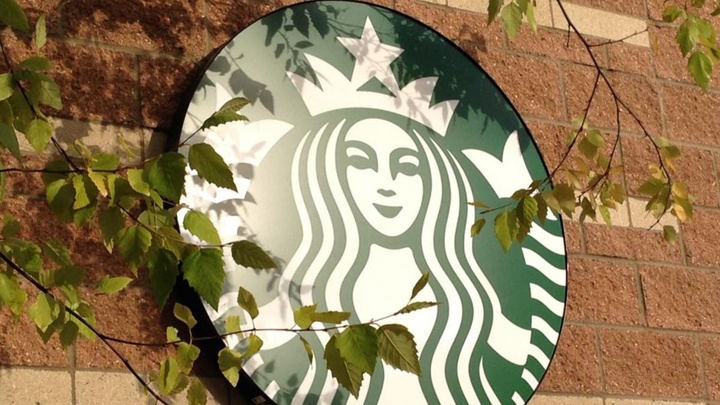 0505StarbucksNFT-title.jpg!720