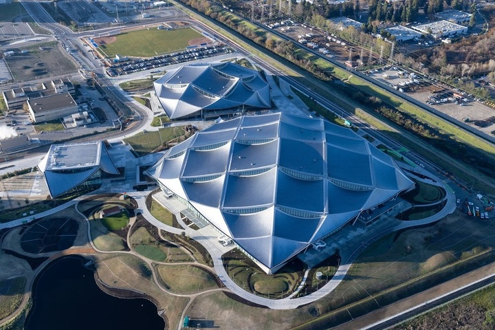 Google 新园区正式开放，100%「纯电动」