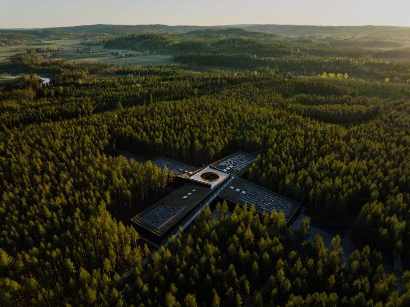 BIG s cross shaped factory in the norwegian woods y - Microsoft ha inciso la musica sul vetro per conservarla per 10.000 anni | Feel Good Weekly