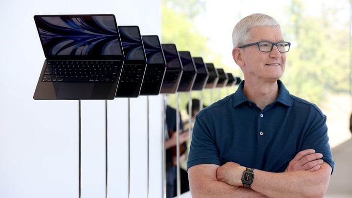 tim-cook-apple-wwdc-mac-book.jpg!720