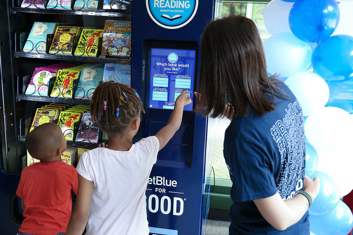 Book-Vending-Machine-3-1656577930.jpeg!720