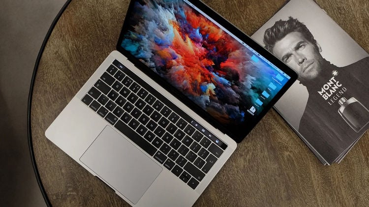 初代配备Touch Bar 的MacBook Pro，已被苹果无情淘汰| 爱范儿